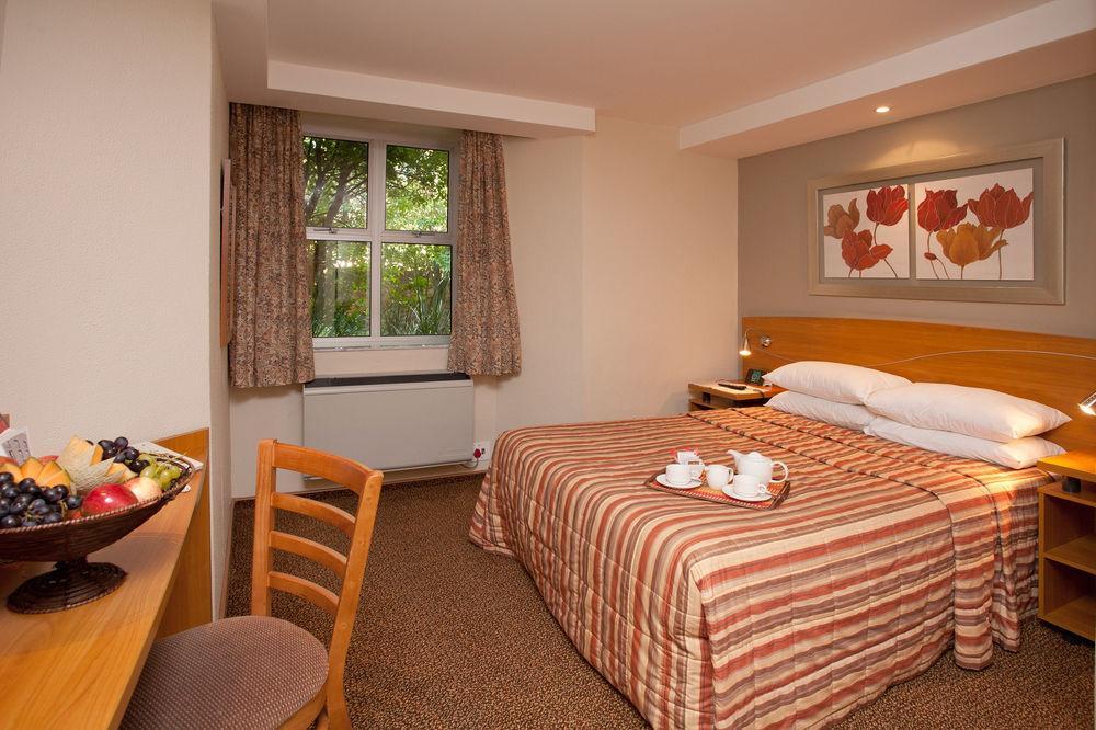 The Elegant Lodge Menlo Park 프레토리아 외부 사진