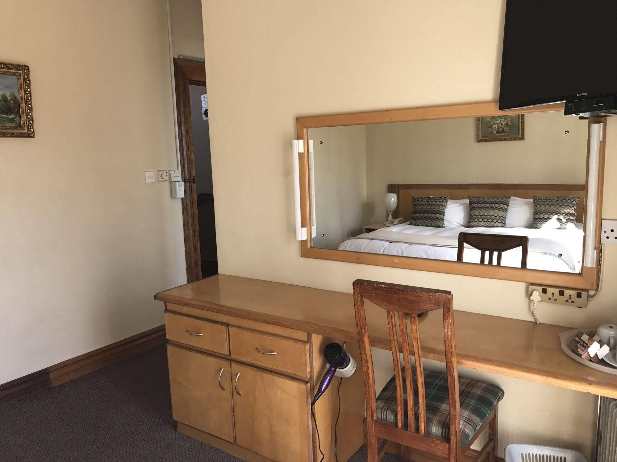 The Elegant Lodge Menlo Park 프레토리아 외부 사진